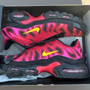 Supreme Nike Air Max Plus size 11.5